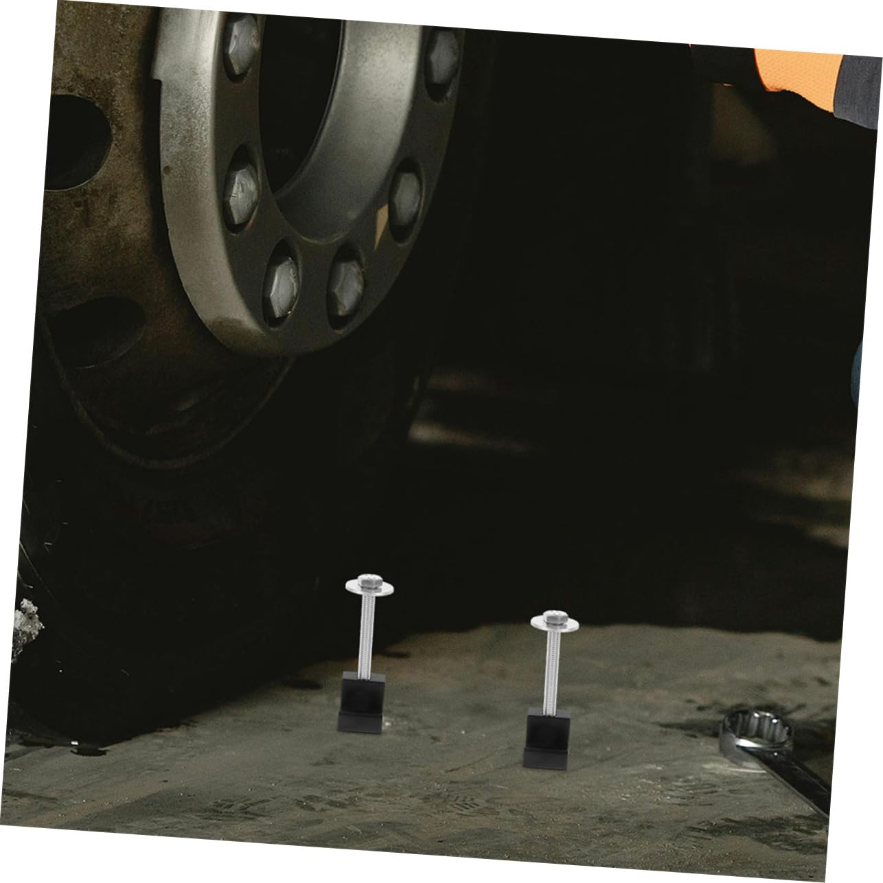  OUNONA 4pièces Fixations Pour Boîtes à Outils De Camionnette Crochets J Métalliques Accessoires De Montage Robustes Pour Pick-up