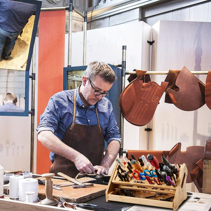  Générique Porte-Tournevis,Support De Rangement En Bois à 53 Trous Avec Plateau - Organisateur De Petits Outils - Pour Bricolage Réparation Établi Bureau Panneau Perforé Garage Intérieur Extérieur